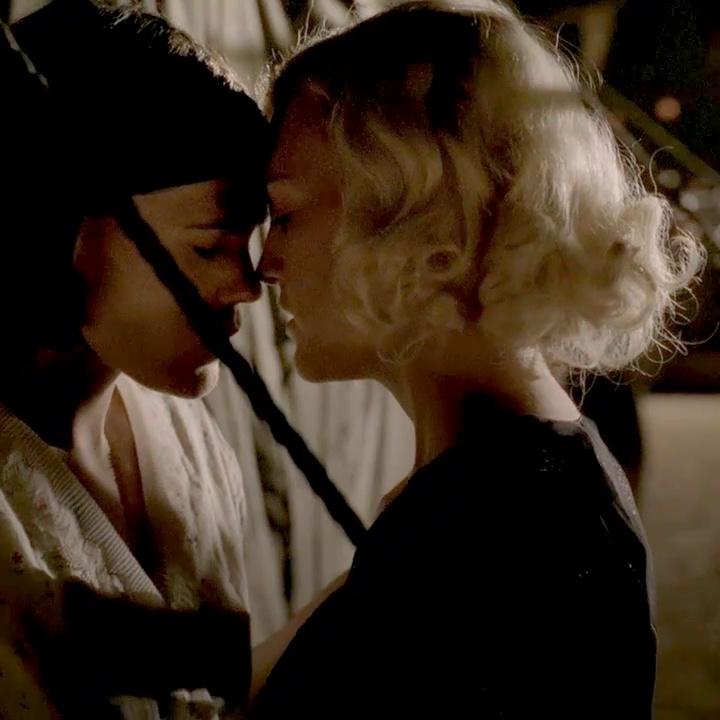 Clea Duvall Nude in Lesbian and Forced Sex scenes