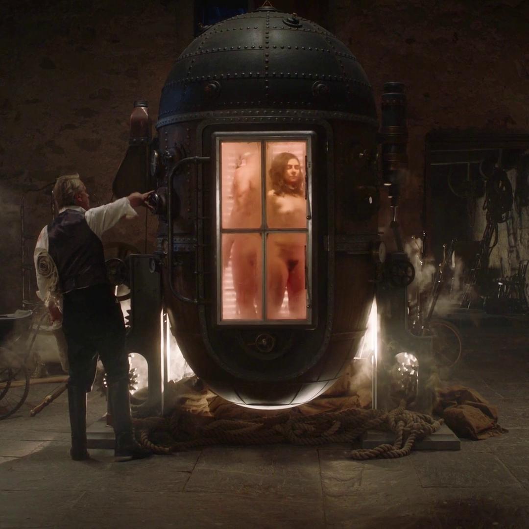 Sara Vickers Nude Scenes Compilation
