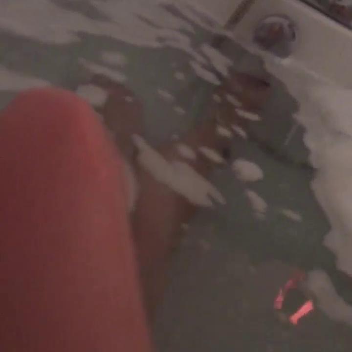 Evanna Lynch NUDE Leaked Uncensored Pics