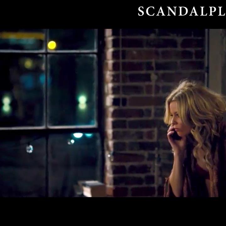 Elizabeth Banks Nude Pics & Topless Sex Scenes