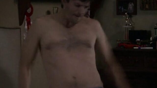 Elisha Cuthbert Nude & Sexy