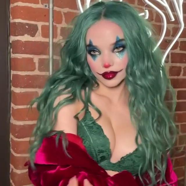 Dove Cameron Looks Hot in a Sexy Joker Costume at the Halloween Party