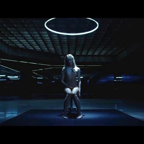 Evan Rachel Wood Nude In The First Episode Of “Westworld”