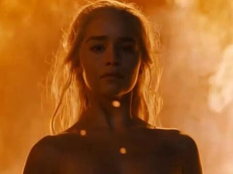 Emilia Clarke Fiery Nude Scene From “Game of Thrones”