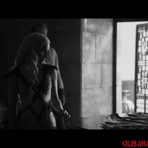 Sarah Hyland, Emilia Clarke, & Others In An Artsy Sex Film