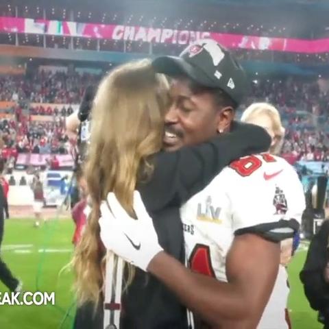 Gisele Buundchen Nude With Antonio Brown Leaked! NEW