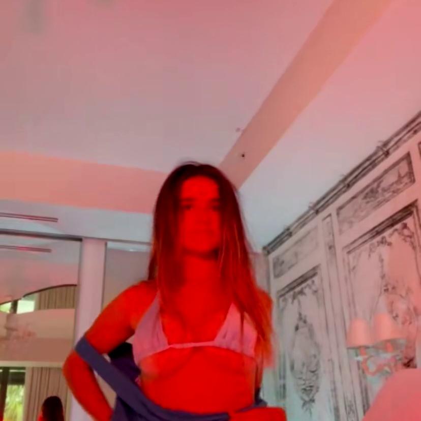 Megnutt02 Nude Bikini Strip Onlyfans Video Leaked