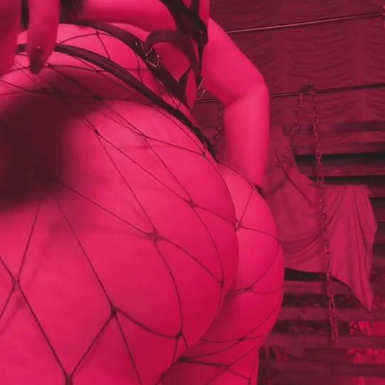 Meg Turney Dommy Mommy Krampus Onlyfans Set Leaked