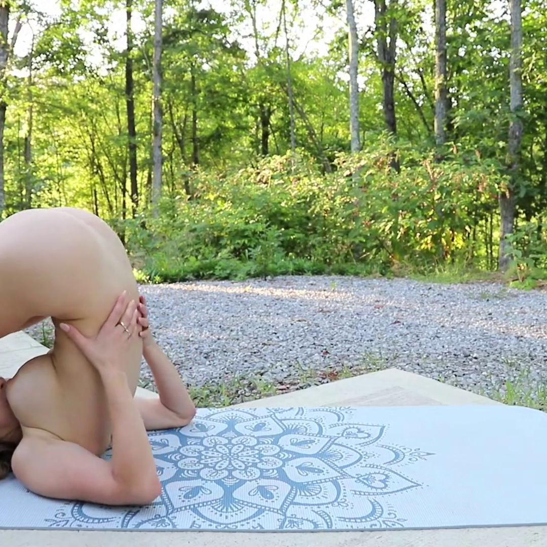 Abby Opel Outdoor Yoga Stretching Onlyfans Video Leaked