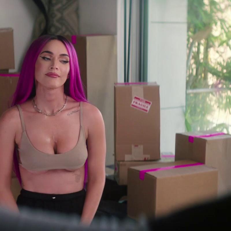 Megan Fox Sexy – Good Mourning   + Video – OnlyFans