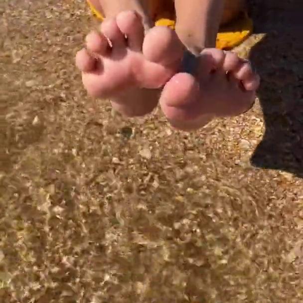 Natalie Roush Feet Tease On Beach PPV Video Leaked