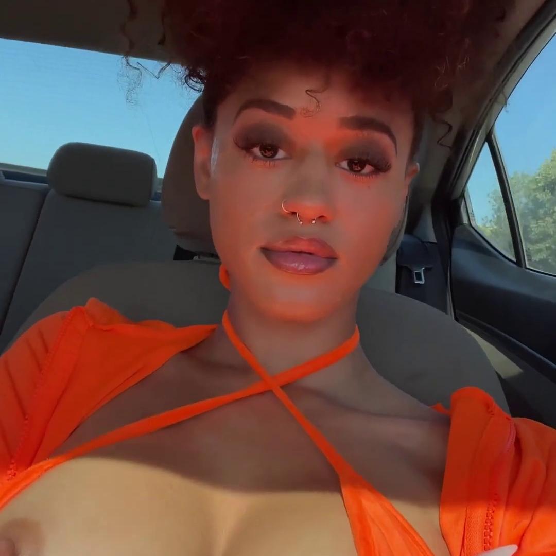 Stormi Maya Nude Nipple Flash Onlyfans Video Leaked