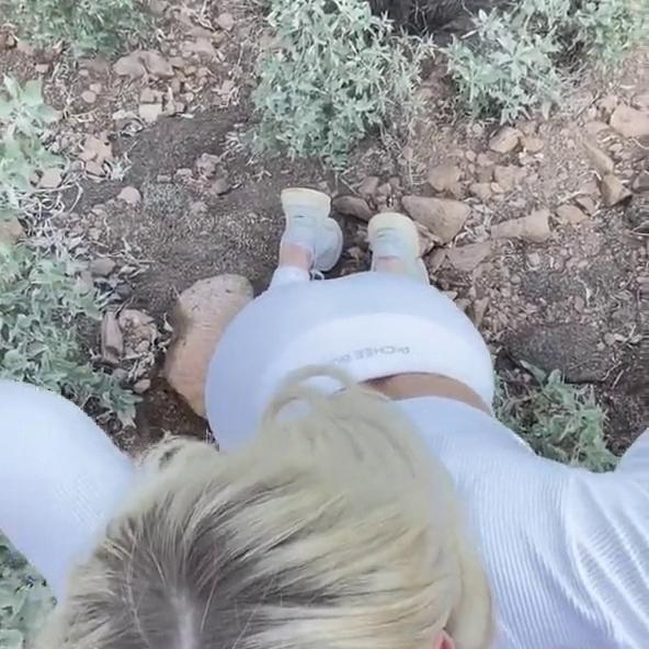 ScarlettKissesXO Outdoor Deepthroat Blowjob Video Leaked