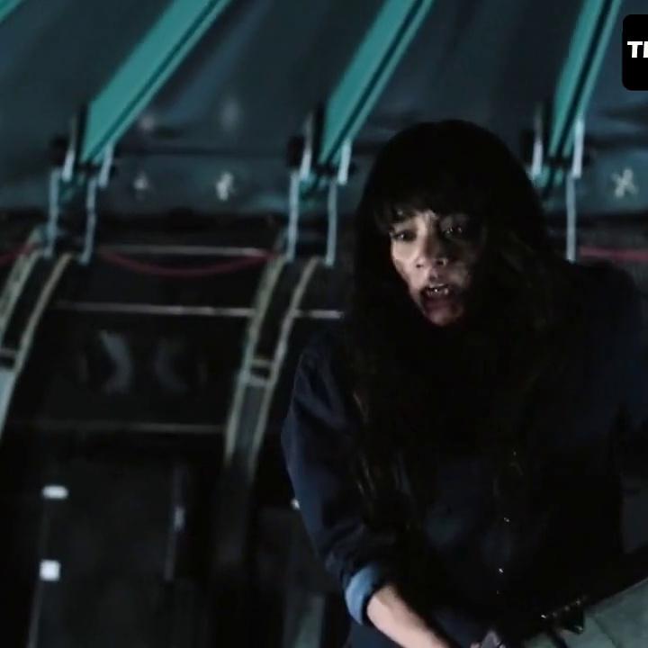 Hannah John-Kamen Topless Sexy Collection (11 s)
