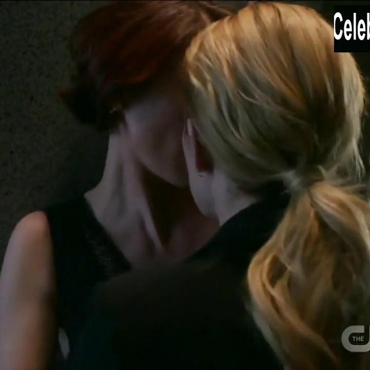 Chyler Leigh, Caity Lotz in Supergirl (2015-2017) Sex Scene