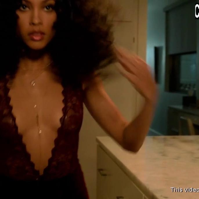 Andrea Londo in Superfly (2018) Sex Scene
