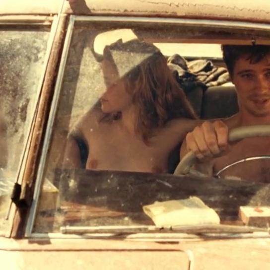 Kristen Stewart in On the Road (2012) scene 1 Sex Scene
