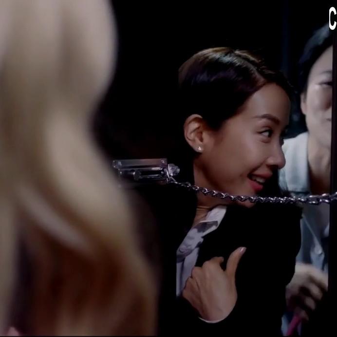 Clara Lee in Casa Amor: Exclusive for Ladies (2014) Sex Scene