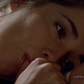 Florence Guerin , Trine Michelsen La bonne (1986) 2 Sex Scene