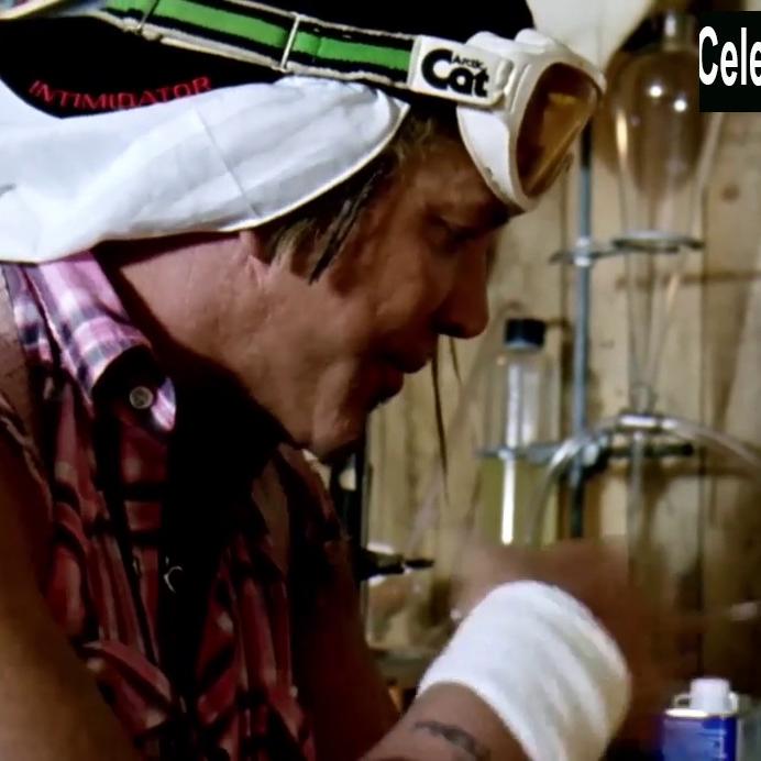 Chloe Hunter in Spun (2002) scene 1 Sex Scene