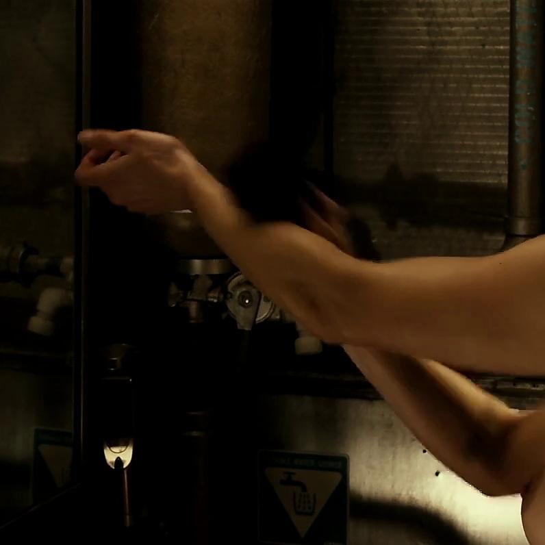 Alexandra Sokolovskaya , Antoinette Kalaj , Charlie Marie Dupont , Jan Gerste , Katee Sackhoff Rid Sex Scene