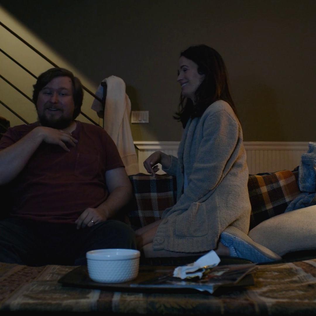 Elizabeth Reaser , Unknown Girl Easy (2016) Sex Scene