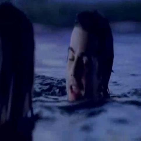 Anne Hathaway One Day Sex Scene