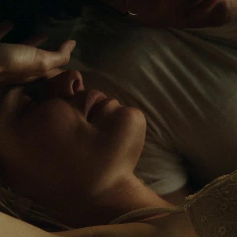 Kate Bosworth Straw Dogs Sex Scene