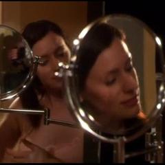 Paget Brewster Huff s1e01 Sex Scene