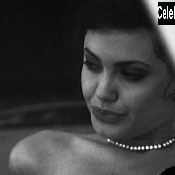 Angelina Jolie in Gia (1998) scene 6 Sex Scene