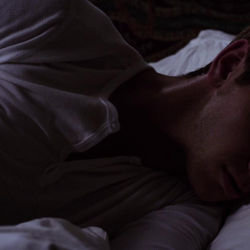 Elizabeth Henstridge Thompsons (2012) Sex Scene