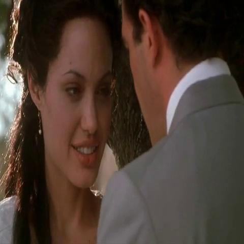 Angelina Jolie Original Sin nude scene Sex Scene