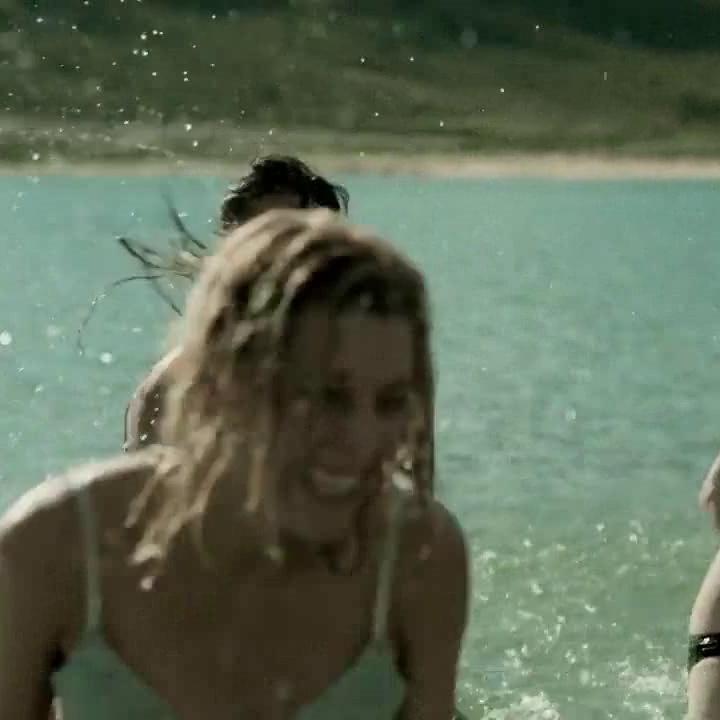 Alba Flores Vis a vis (2015) Sex Scene