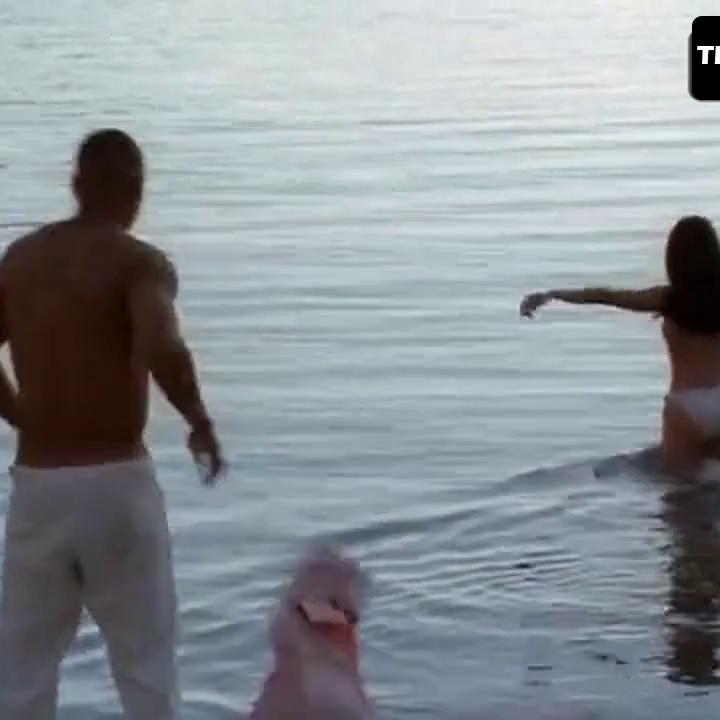 Roselyn Sanchez Nude Sexy Collection (33 s)