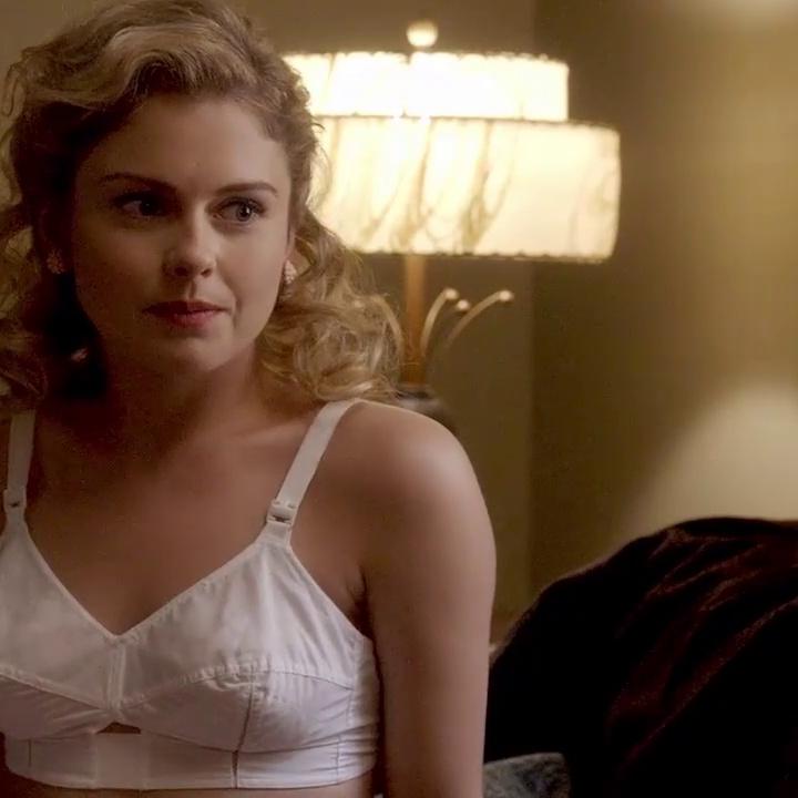 Rose McIver Nude Sexy (150 Photos + Sex Video Scenes)