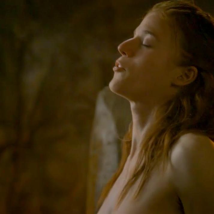 Rose Leslie Nude & Sexy Collection (81 s)