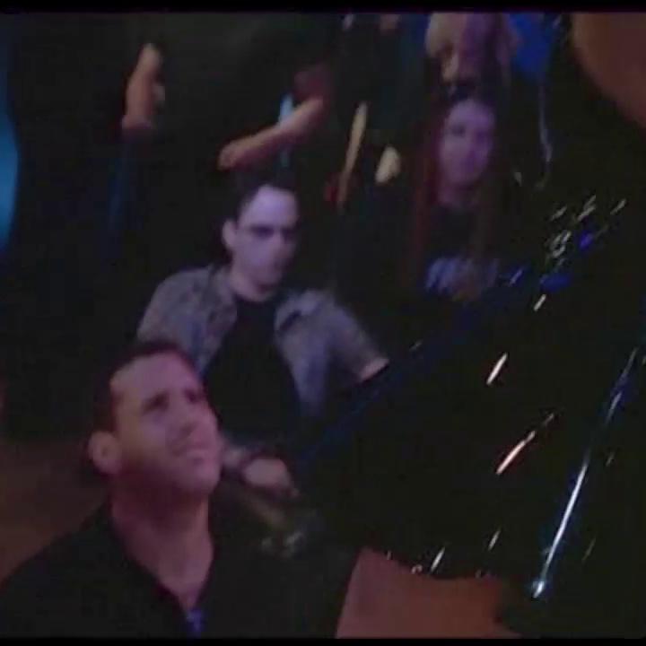 Jennifer Tilly Pole Dance In Dancing At The Blue Iguana FREE VIDEO