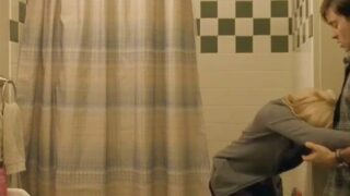 Elizabeth Banks Nude Butt & Sex In The Bathroom From ‘The Details’ Movie