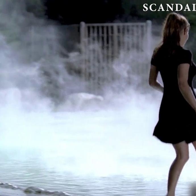 Elsa Pataky Topless Scene from ‘Manuale d’amore 2’