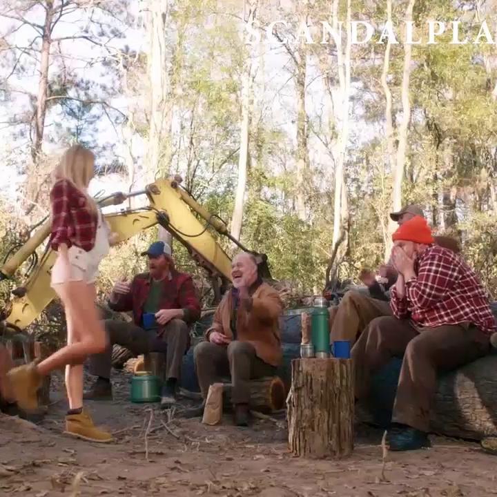 Charlotte McKinney Sexy Scene from ‘Joe Dirt 2 Beautiful Loser’