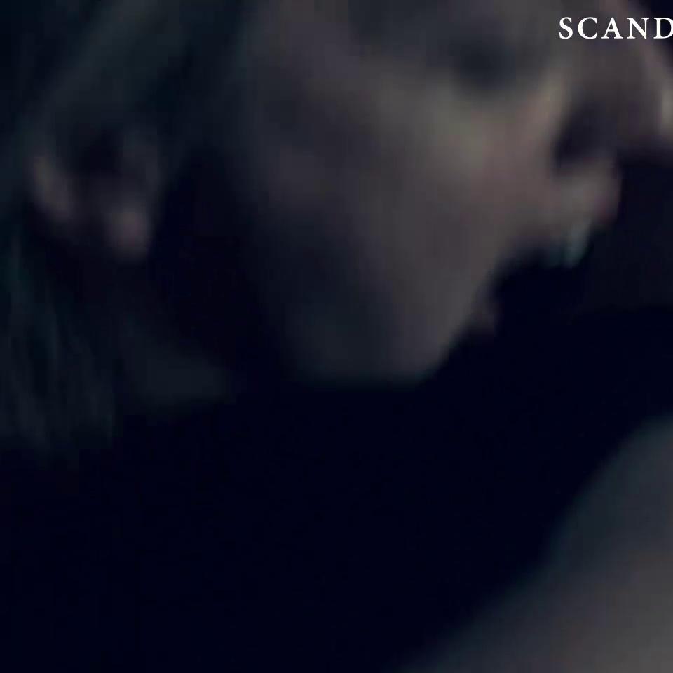 Elisabeth Moss Sex Scene from ‘The Handmaid’s Tale’ Series