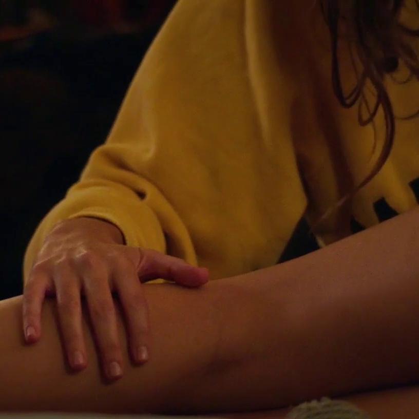 Alia Shawkat & Laia Costa Lesbian Scissoring in ‘Duck Butter’