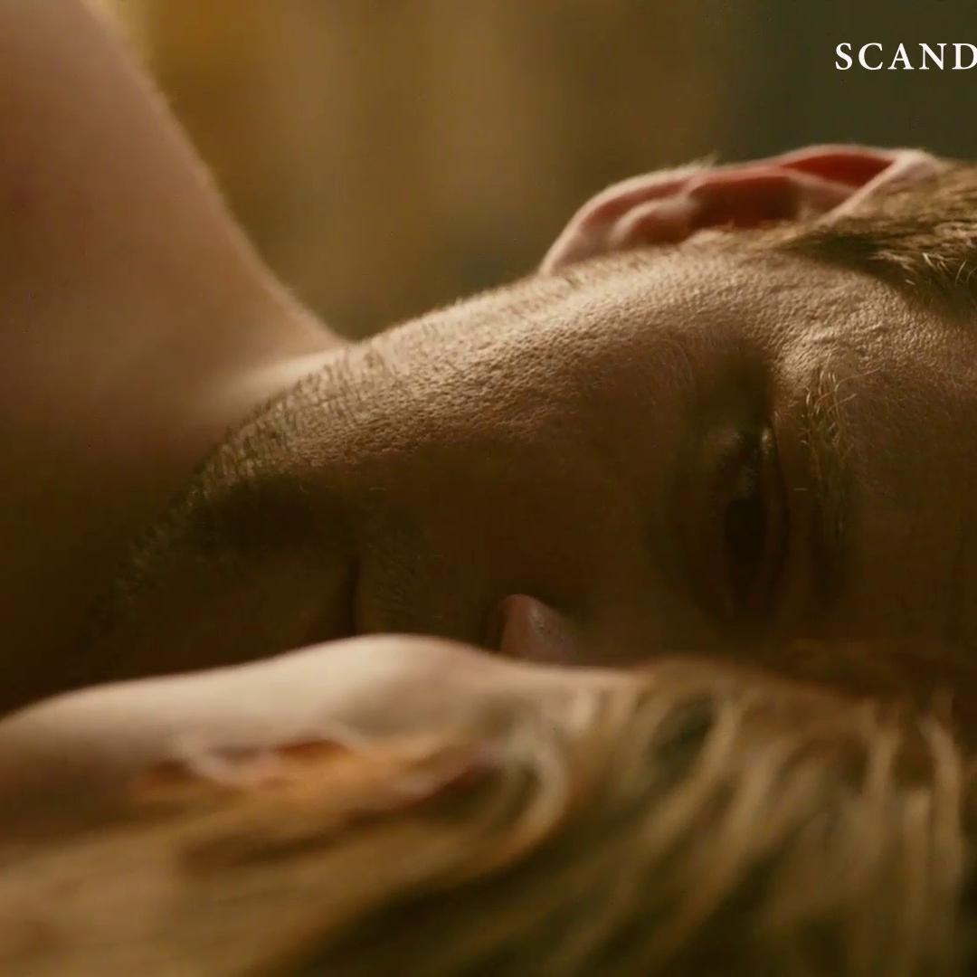 Anna Paquin Nude Tits & Tattooed Ass In ‘Bellevue’