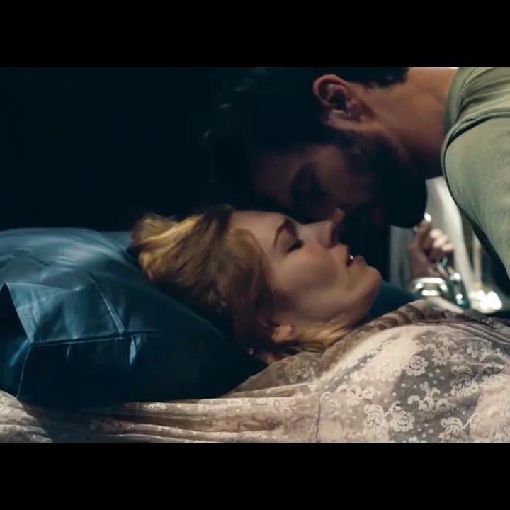 Josephine De La Baume Sex In Kiss Of The Damned VIDEO