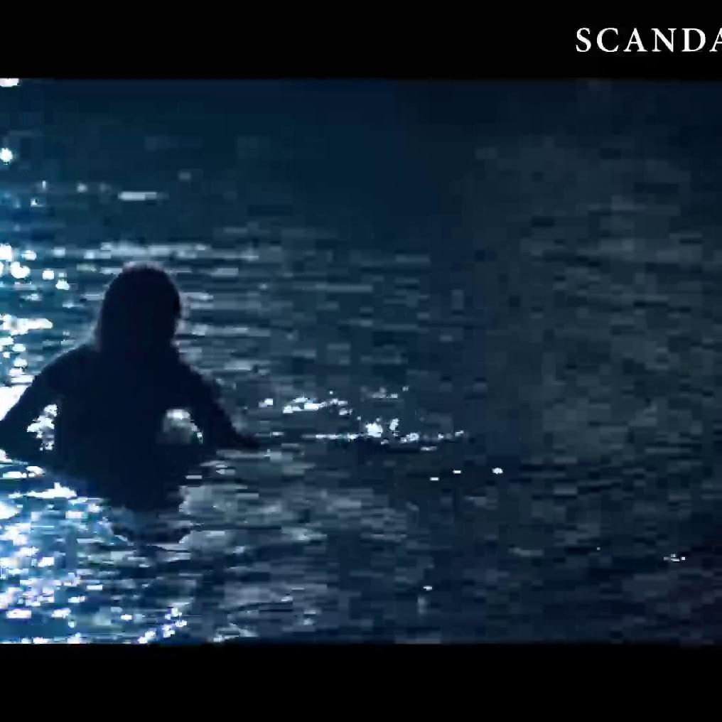 Virginie Ledoyen & Marie-Josee Croze Naked Scene from ‘MILF’